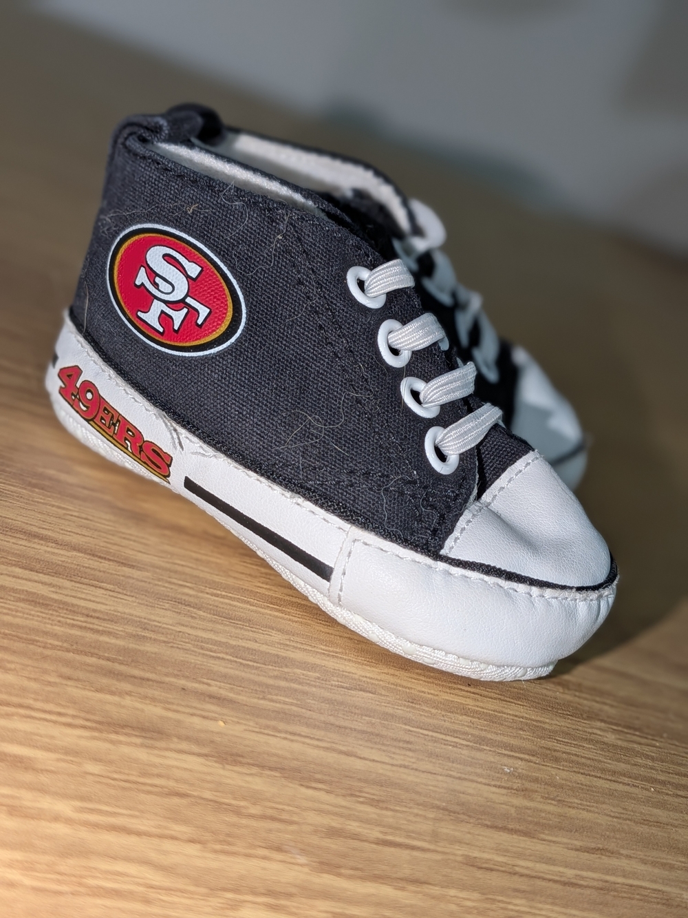 San Francisco 49ers Shoes. Size 1c